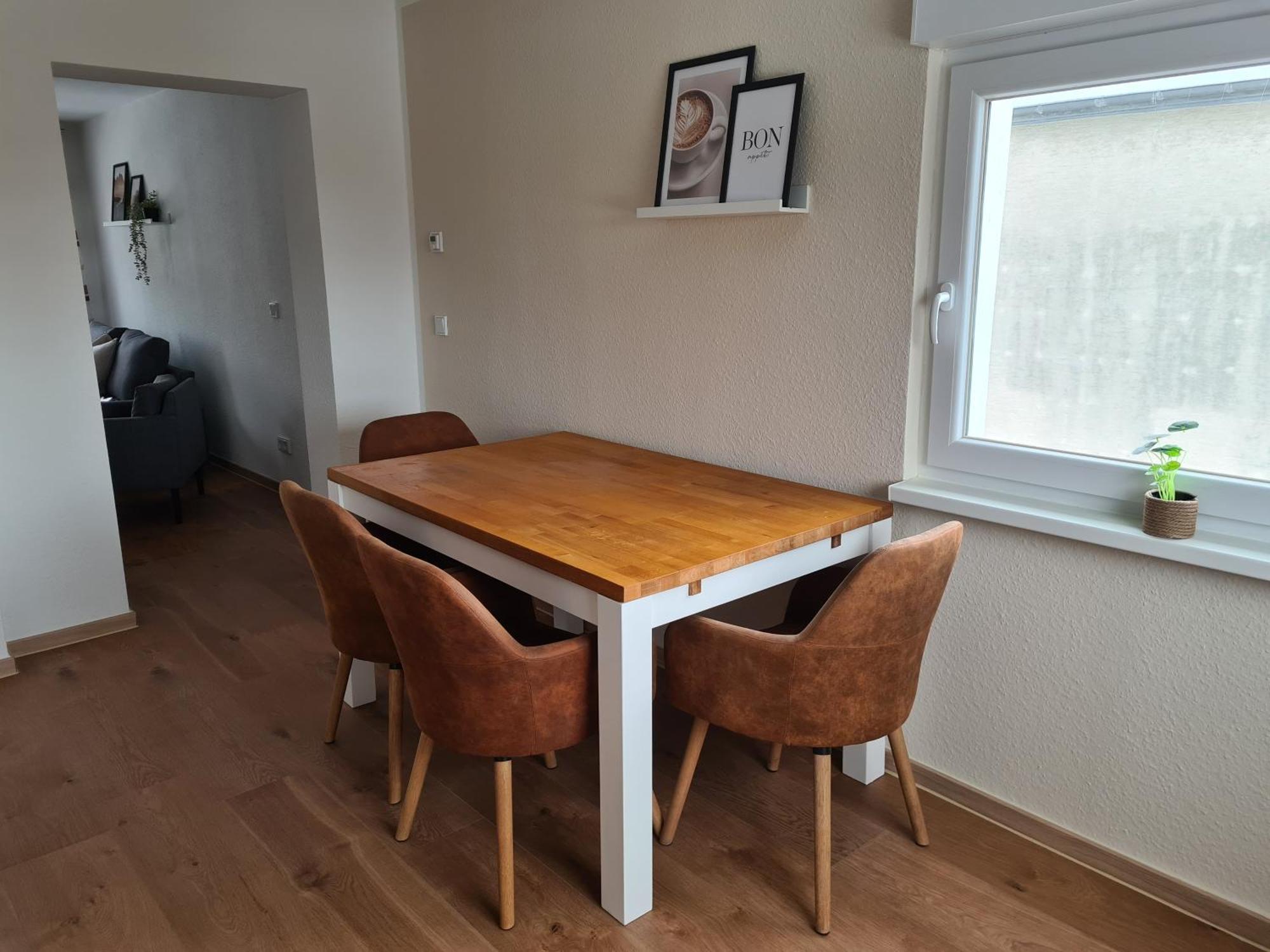 In 2 Min Fusslaeufig Zum Bahnhof, Phantasialand, Koeln, Koeln Messe, Eifel Apartment *
